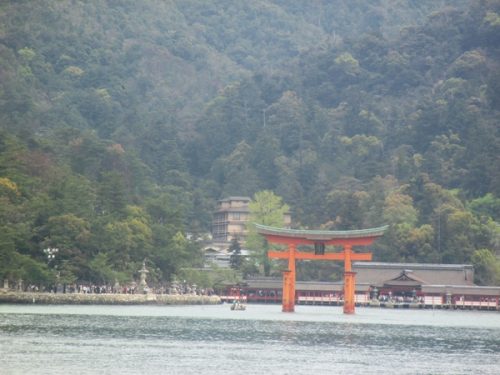 厳島神社