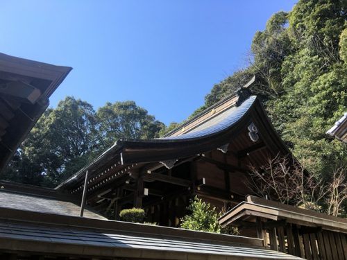 神社へ