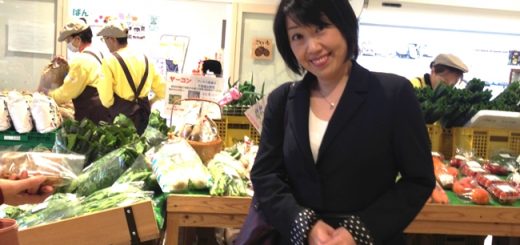 向田アナウンサー